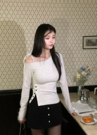 Winter Fleet Ribbon One-Shoulder Two-Color Button Team Frill Lace Fleece Glam Fit Knit T-Shirt