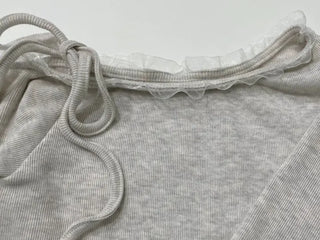 Winter Fleet Ribbon One-Shoulder Two-Color Button Team Frill Lace Fleece Glam Fit Knit T-Shirt