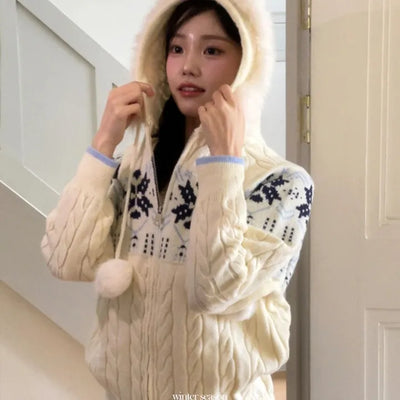 Toyki Poyong Winter Nordic Avant Loose Fit Fur Hooded Twisted Knit Zip-up