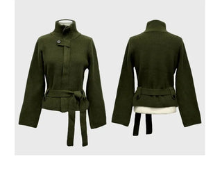 Towa High Neck Buckle Button Two-Zip Feminine Fit Waist Ribbon Knit Cardigan
