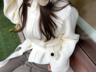 Towa High Neck Buckle Button Two-Zip Feminine Fit Waist Ribbon Knit Cardigan