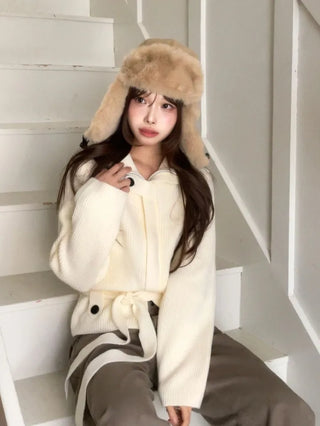 Towa High Neck Buckle Button Two-Zip Feminine Fit Waist Ribbon Knit Cardigan
