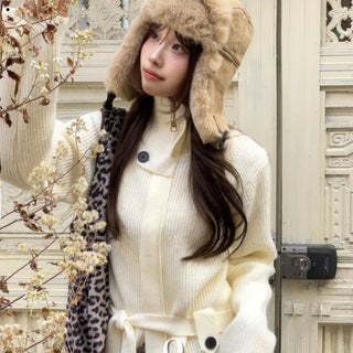 Towa High Neck Buckle Button Two-Zip Feminine Fit Waist Ribbon Knit Cardigan
