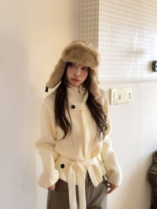 Towa High Neck Buckle Button Two-Zip Feminine Fit Waist Ribbon Knit Cardigan