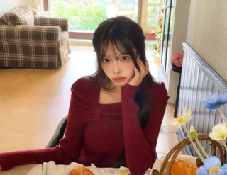 Two-tone ribbon shirring off-square neck ribbed long sleeve knit