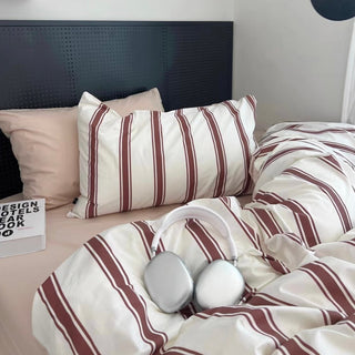 Retro Red Stripe Duvet Cover Set   All Seasons
