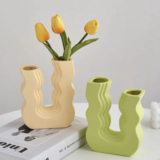 Wavy Wave U-shaped Ceramic Flower Vase   in