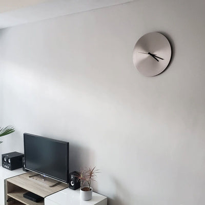 Stainless steel round wall clock silent silver