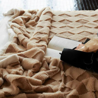 Argyle pattern blanket 150 x 200 cm.