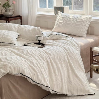 Faux Fur Wave Piping Winter Duvet Cover Set