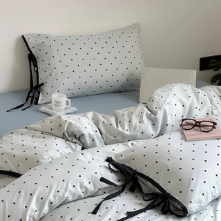 Blue polka dot pattern piping ribbon duvet cover set 2 sizes  bed cover all seasons year-round.