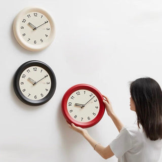 Chubby Frame Round Clock  Wall Clock