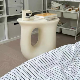 U-shaped transformable Chubby side table