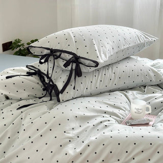 Blue polka dot pattern piping ribbon duvet cover set 2 sizes  bed cover all seasons year-round.