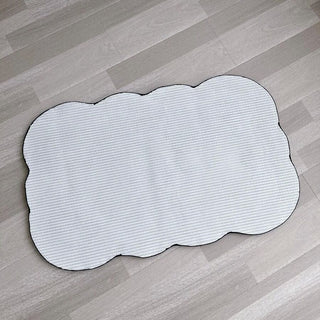 Monochrome heart pattern wavy door mat 50x80cm