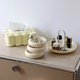 Sliding tier accessory trayin  storage.