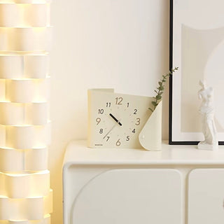Unique Clock with Vase   Table Clock with Single Flower Vase