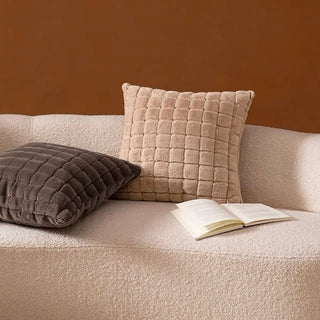 Rich Faux Fur Grid Cushion Cover  45 x 45 cm