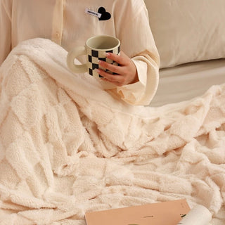 Argyle pattern blanket single size 150 x 200 cm blanket for protection against air conditioning.