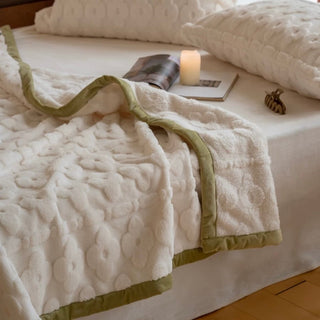 Floral Pattern Blanket Single  150 x 200 cm Blanket Air Conditioning Protection
