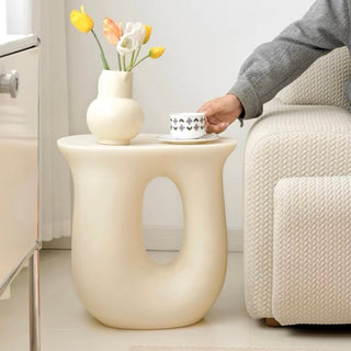 U-shaped transformable Chubby side table
