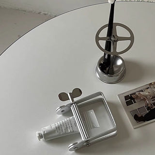 Toothbrush Stand x Tube Squeezer Piece Set