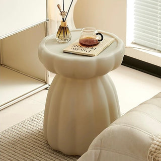 Flower motif side tablein  round table