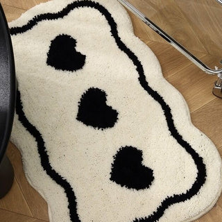 Monochrome heart pattern wavy door mat 50x80cm