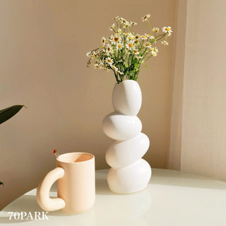 Unique motif white flower vase