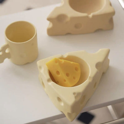 Cheese motif candle holder with tray