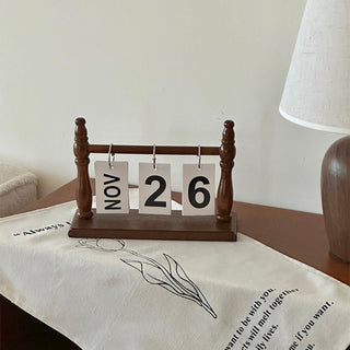 Retro Wood Frame Desktop Perpetual Calendar
