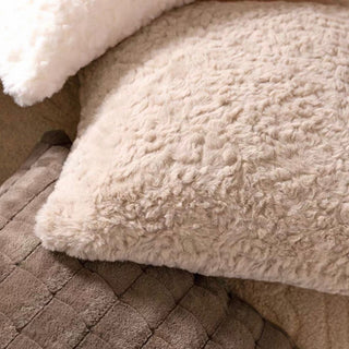 Rich Faux Fur Grid Cushion Cover  45 x 45 cm
