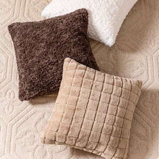 Rich Faux Fur Grid Cushion Cover  45 x 45 cm