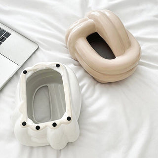 Knot Ceramic Tissue Case
