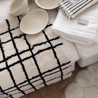 Monochrome Grid Door Mat Entrance Mat  50x80cm Absorbent Non-Slip Tufted