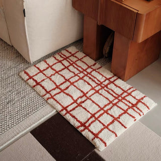 Red Line Nuance Art Door Mat  50 x 80 cm Absorbent Non-slip Tufted