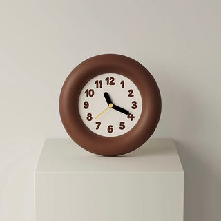 ChubbyFrame Color Round Clock  Table Clock