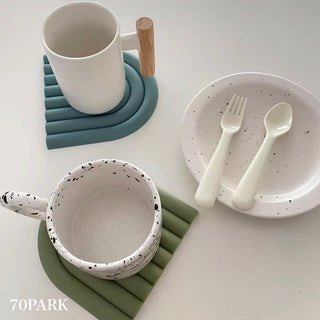 Rainbow-shaped silicone coaster pot holder