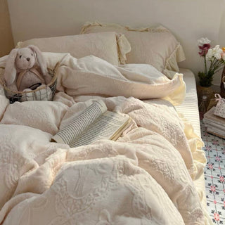 Ivory Ribbon Bouquet Pattern Milk Velvet Winter Thick Duvet Cover Set