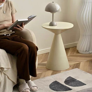 Round Modern Simple Side Table   in   Cone