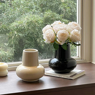 Monochrome Plump Ceramic Flower Vase