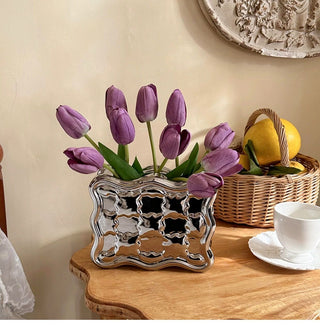 Biscuit motif flower vase.