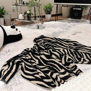 Zebra print large blanket 140 x 180 cm lap blanket knit