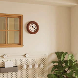 ChubbyFrame Color Round Clock  Table Clock