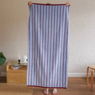 Classic Stripe Bath Towel  100% Cotton Hanging Type Combed Cotton Large Size Towel Blanket