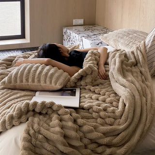 Striped Textured Blanket  150 x 200 cm