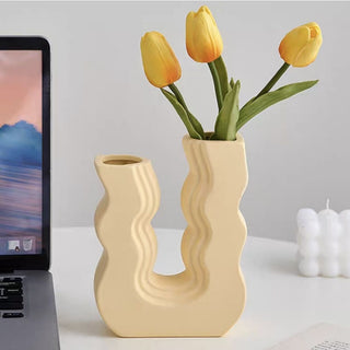 Wavy Wave U-shaped Ceramic Flower Vase   in
