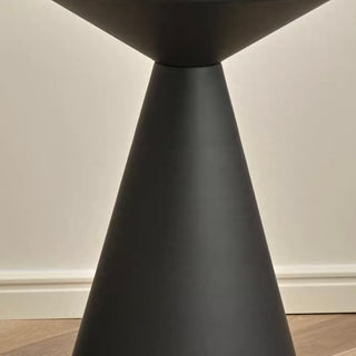 Round Modern Simple Side Table   in   Cone