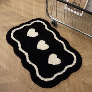 Monochrome heart pattern wavy door mat 50x80cm