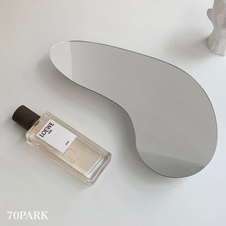 Legged Wave Acrylic Mirror Tray